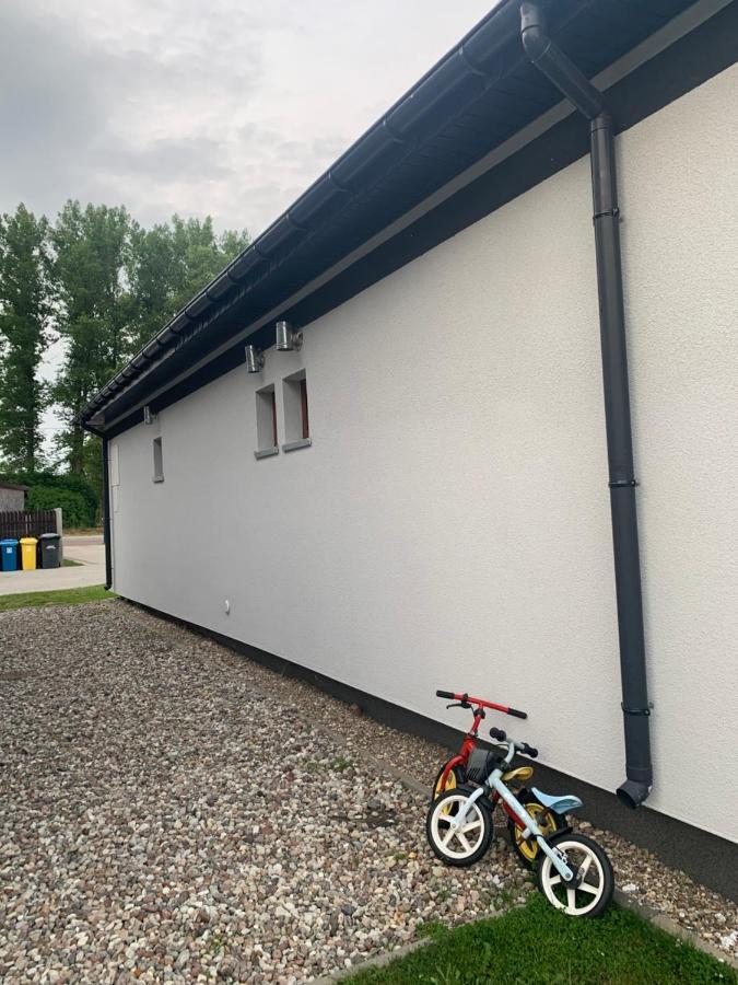 48C Domki letniskowe i apartament Pobierowo Eksteriør billede